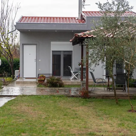 아파트 το σπίτι στο χωριό 트리칼라